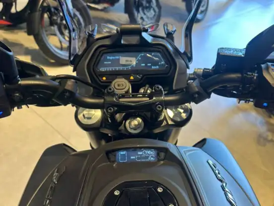 BAJAJ-DOMINAR 400 BAJAJ-DOMINAR 400-2025