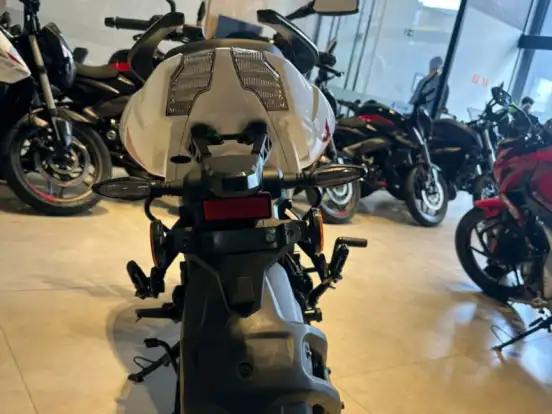 BAJAJ-DOMINAR NS160 BAJAJ-DOMINAR NS160-2025
