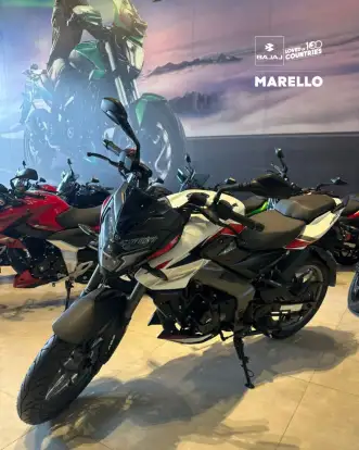 BAJAJ-DOMINAR NS160-2025