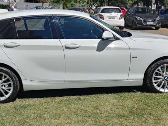 BMW-120i-2.0 16V SPORT ACTIVEFLEX 4P AUTOMÁTICO BMW-120i-2015