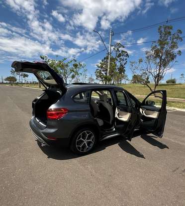 BMW-X1-2019