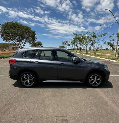 BMW-X1-2019