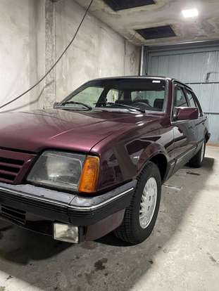 CHEVROLET-MONZA-1988