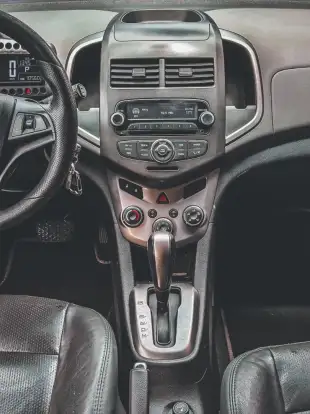 CHEVROLET-SONIC-2012