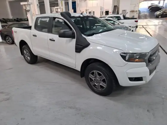 FORD RANGER 2.2 XLS 4X4 CD 16V DIESEL 4P MANUAL FORD RANGER 2.2 XLS 4X4 CD 16V DIESEL 4P MANUAL