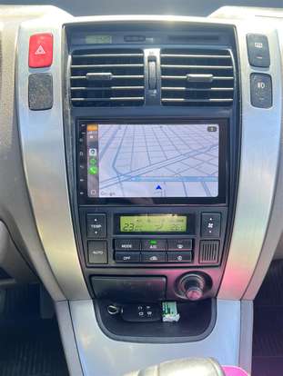 HYUNDAI-TUCSON-2010