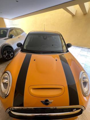 Imagem de MINI COOPER 2.0 S EXCLUSIVE 16V TURBO GASOLINA 4P AUTOMÁTICO