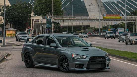 MITSUBISHI-LANCER-2012