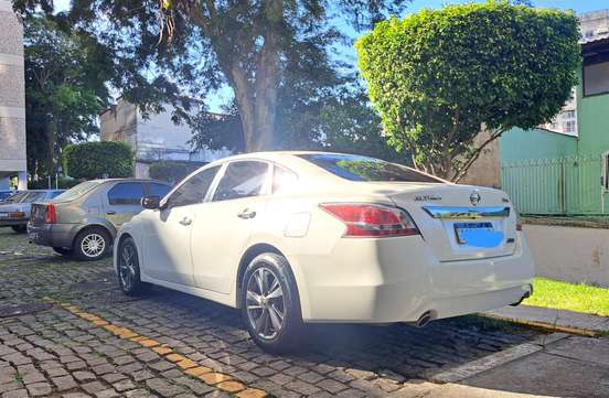 NISSAN-ALTIMA-2013