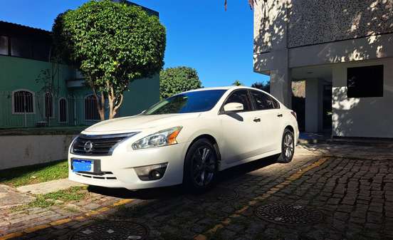 NISSAN-ALTIMA-2013