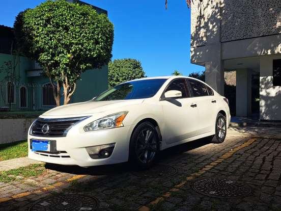 NISSAN-ALTIMA-2.5 SL 16V GASOLINA 4P AUTOMÁTICO NISSAN-ALTIMA-2013