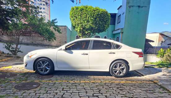 NISSAN-ALTIMA-2013