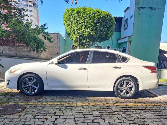 NISSAN-ALTIMA-2.5 SL 16V GASOLINA 4P AUTOMÁTICO NISSAN-ALTIMA-2013