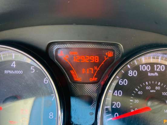 NISSAN-VERSA-2013