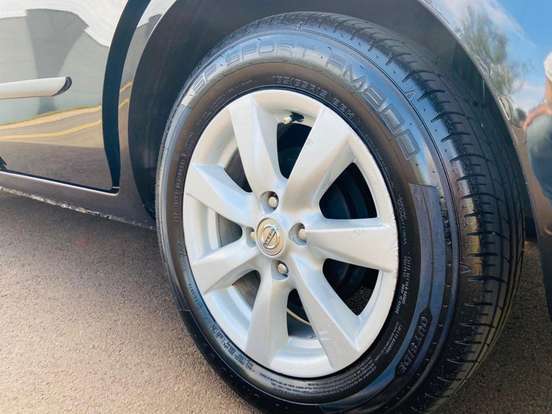 NISSAN-VERSA-2013