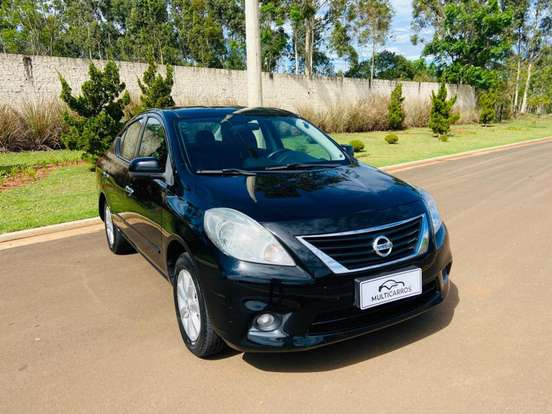NISSAN-VERSA-2013