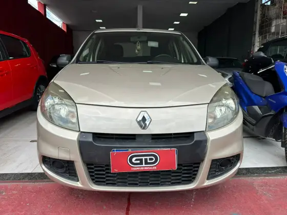 RENAULT SANDERO 1.0 AUTHENTIQUE 16V FLEX 4P MANUAL RENAULT SANDERO 1.0 AUTHENTIQUE 16V FLEX 4P MANUAL