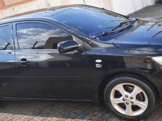 TOYOTA-COROLLA-1.8 GLI 16V FLEX 4P AUTOMÁTICO TOYOTA-COROLLA-2013