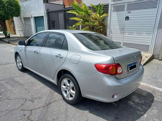 TOYOTA-COROLLA-1.8 GLI 16V FLEX 4P AUTOMÁTICO TOYOTA-COROLLA-2010