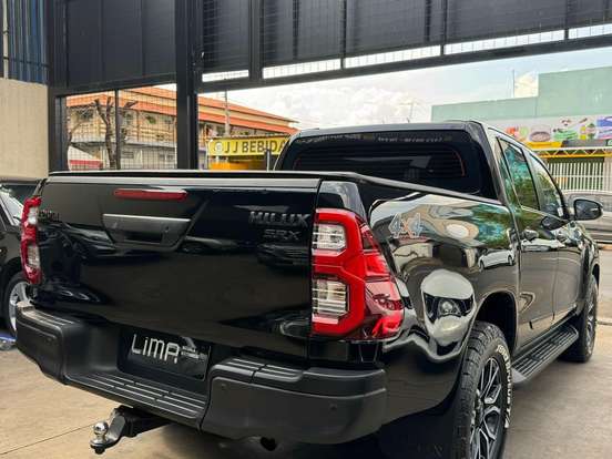 TOYOTA-HILUX-2.8 D-4D TURBO DIESEL CD SRX 4X4 AUTOMÁTICO TOYOTA-HILUX-2021