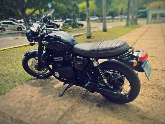 TRIUMPH-BONNEVILLE T120 BLACK 1200 TRIUMPH-BONNEVILLE T120 BLACK 1200-2017