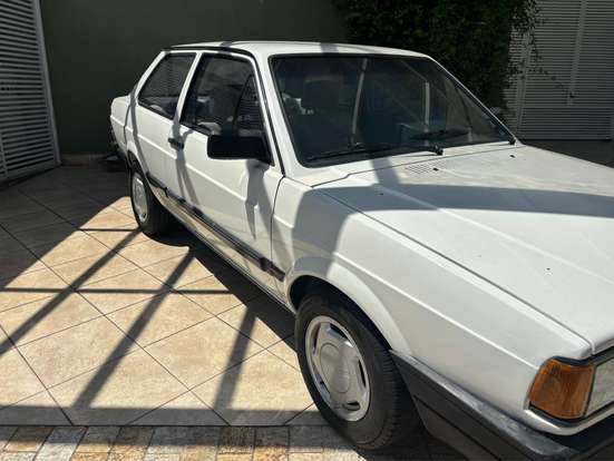 VOLKSWAGEN-VOYAGE-1989
