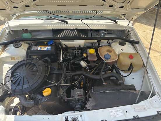 VOLKSWAGEN-VOYAGE-1.6 GL 8V GASOLINA 2P MANUAL VOLKSWAGEN-VOYAGE-1989