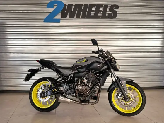 YAMAHA MT-07 ABS YAMAHA MT-07 ABS