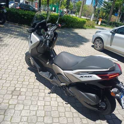 YAMAHA-XMAX 250 CONNECTED ABS-2025