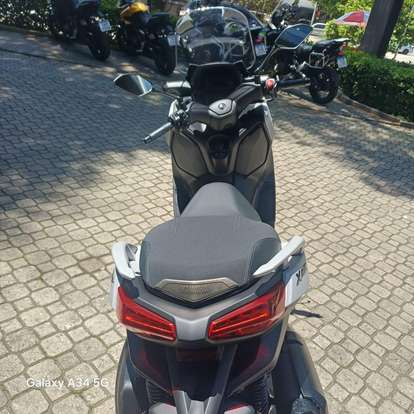 YAMAHA-XMAX 250 CONNECTED ABS-2025