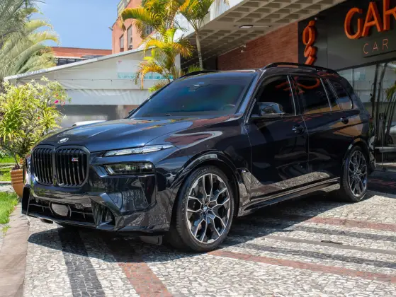 BMW X7 4.4 V8 GASOLINA M60i STEPTRONIC BMW X7 4.4 V8 GASOLINA M60i STEPTRONIC