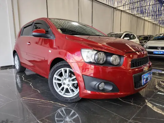 CHEVROLET SONIC 1.6 LTZ 16V FLEX 4P AUTOMÁTICO CHEVROLET SONIC 1.6 LTZ 16V FLEX 4P AUTOMÁTICO