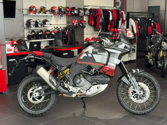 DUCATI DESERT X 
