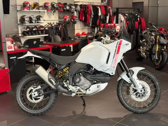 DUCATI DESERT X 