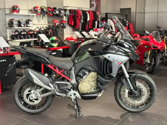 DUCATI MULTISTRADA 1200 V4 S 