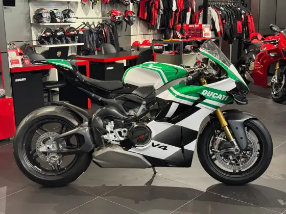 DUCATI PANIGALE V4 TRICOLORE 