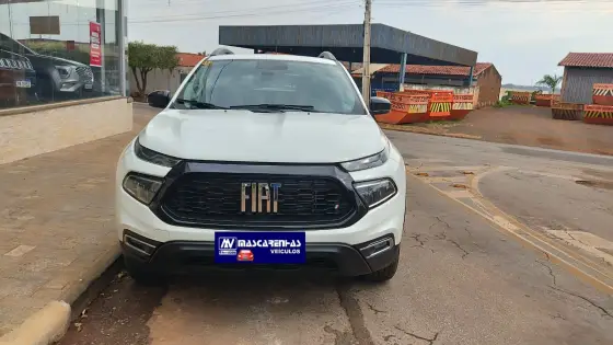 FIAT TORO 1.3 TURBO 270 FLEX FREEDOM AT6 FIAT TORO 1.3 TURBO 270 FLEX FREEDOM AT6