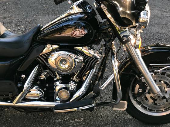 HARLEY-DAVIDSON ELECTRA GLIDE CLASSIC 