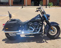 HARLEY-DAVIDSON SOFTAIL HERITAGE CLASSIC 114 HARLEY-DAVIDSON SOFTAIL HERITAGE CLASSIC 114