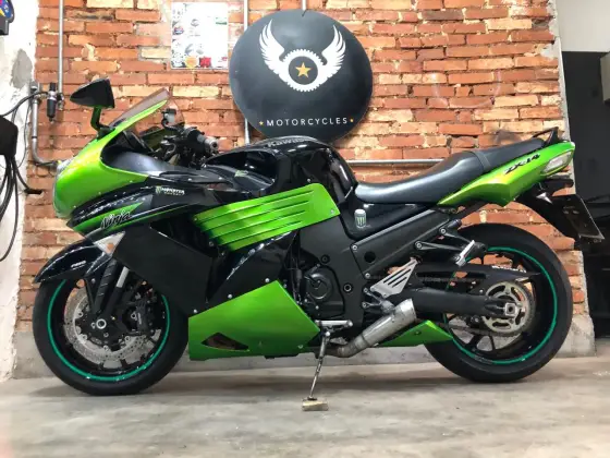 :) ページ Motos Kawasaki ZX-14/ZX em São Paulo