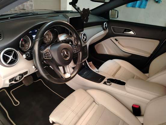 MERCEDES-BENZ-GLA 200-1.6 CGI ENDURO 16V TURBO FLEX 4P AUTOMÁTICO MERCEDES-BENZ-GLA 200-2015