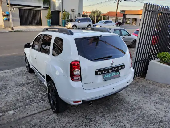 RENAULT-DUSTER-2013
