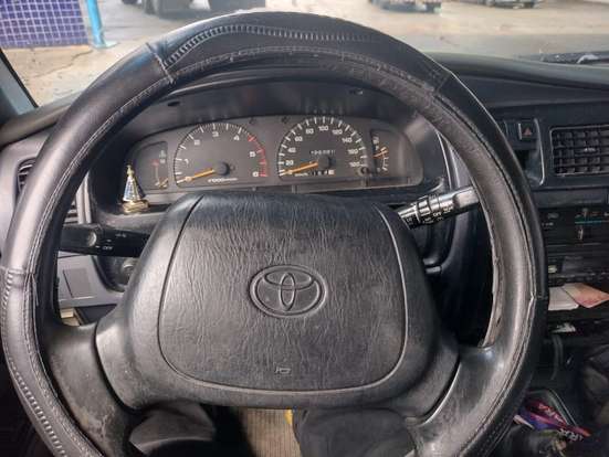 TOYOTA-HILUX SW4-1997