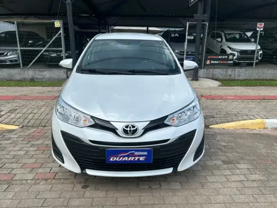 TOYOTA YARIS 1.5 16V FLEX SEDAN XL PLUS CONNECT MULTIDRIVE TOYOTA YARIS 1.5 16V FLEX SEDAN XL PLUS CONNECT MULTIDRIVE