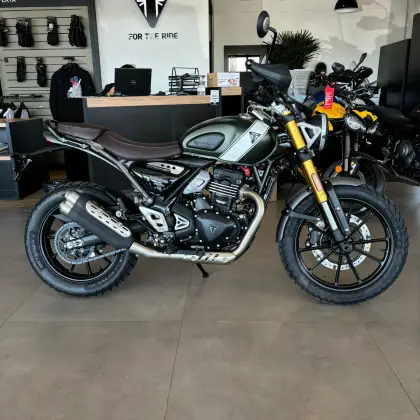 TRIUMPH SCRAMBLER 400 X 