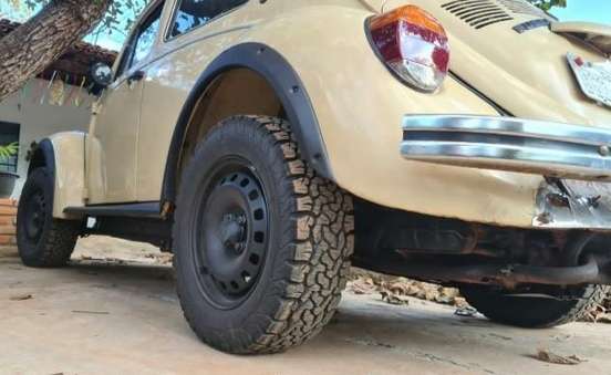 VOLKSWAGEN-FUSCA-1985