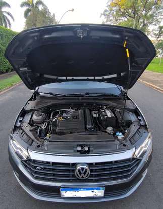 VOLKSWAGEN-JETTA-2018