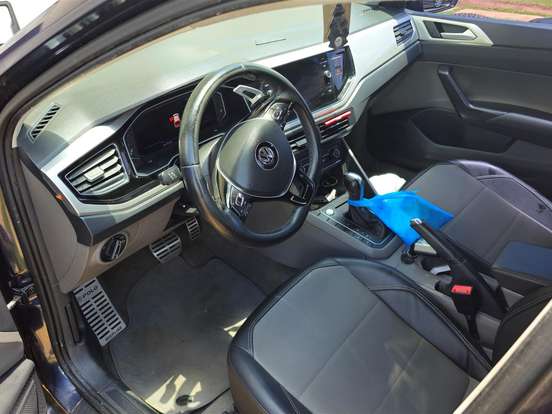 VOLKSWAGEN-POLO-1.0 200 TSI HIGHLINE AUTOMÁTICO VOLKSWAGEN-POLO-2018
