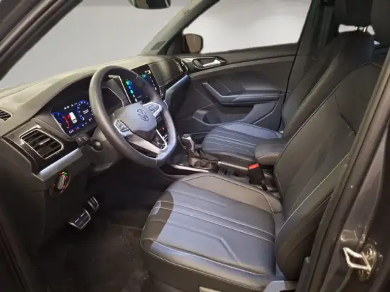 VOLKSWAGEN-T-CROSS-2025