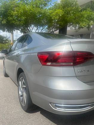 VOLKSWAGEN VIRTUS 1.0 200 TSI HIGHLINE AUTOMÁTICO